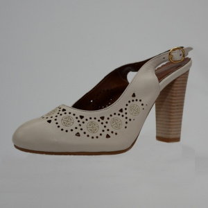Sanda cu toc gros de 10 cm, de culoare bej, model inchis in fata - Img 6