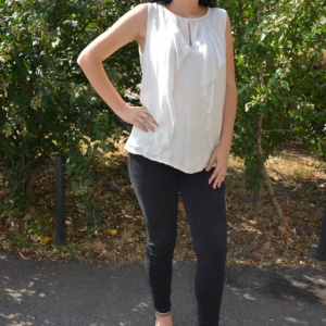 Bluza de matase, de culoare galben pal, cu model de fronseuri - Img 4