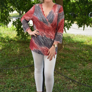 Bluza de zi, din dantela superba, combinatie de bleumarin cu rosu - Img 3