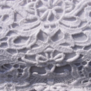 Bluza Edela, tip maiou, model cu broderie, nuanta alb - Img 7