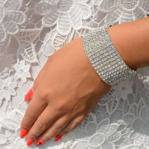 Bratara eleganta, cu constructie elastica, nuanta argintie cu cristale - Img 4