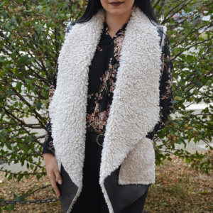 Cardigan tip vesta Olivia din piele,croi asimetric,nuanta negru-alb - Img 3