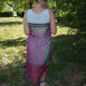 Esarfa deosebita cu design abstract multicolor pe fond roz aprins - Img 6