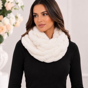 Fular Lenna cu insertii de blanita,model cilcular,nuanta de alb