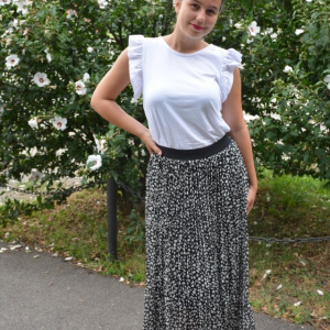 Fusta Eveline, imprimeu cu picatele, plisata, pe fond negru - Img 4