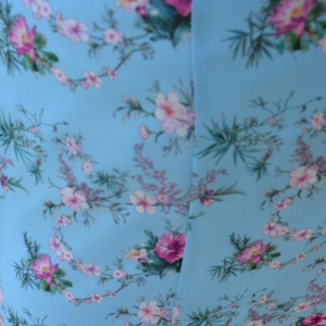 Fusta lejera, midi, nuanta de albastru, cu imprimeu floral multicolor - Img 6