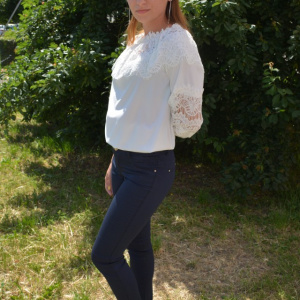 Pantalon casual de nuanta bleumarin, model lung cu dungi - Img 3