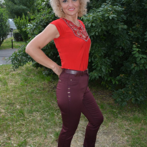 Pantalon chic, de culoare mov, cu design de strasuri aplicate - Img 4