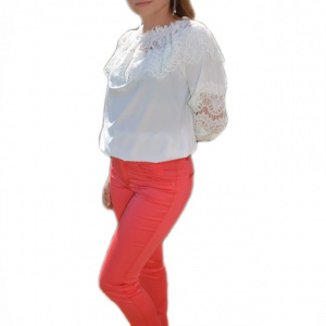 Pantalon chic de culoare rosie cu design de strasuri lucioase - Img 1