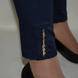 Pantalon deosebit, nuanta de bleumarin, detalii argintii - Img 5