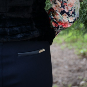 Pantalon lung, de culoare bleumarin, cu model rafinat in fata - Img 7