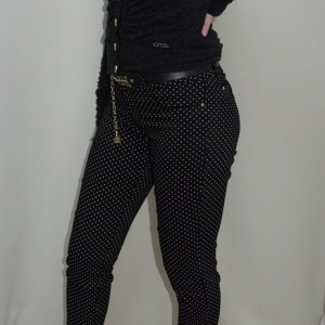 Pantalon rafinat, model tineresc, croi cambrat si design de buline - Img 5