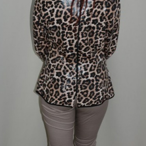 Pantalon tip pana, culoare bej, accesorizat cu o curea fina - Img 5