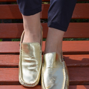 Pantof tip mocasin cu talpa foarte joasa, de culoare auriu - Img 2