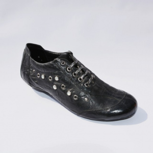 Pantofi sport, cu pietre mici si capse pe laterale - Img 4