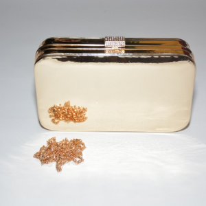 Poseta tip clutch,model oglinda,cadru metalic, nuante auriu,argintiu,pudra - Img 2