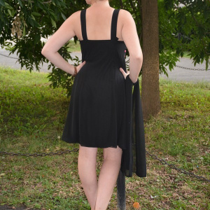 Rochie de ocazie scurta, neagra cu insertie de material roz aprins - Img 4