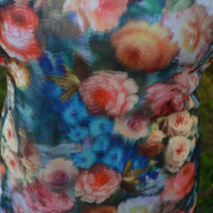 Rochie eleganta , cu trandafiri multicolori din material 3D - Img 2
