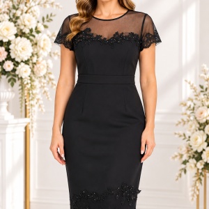 Rochie elegantă neagră cu dantelă și tull, aplicații decorative – croială conică