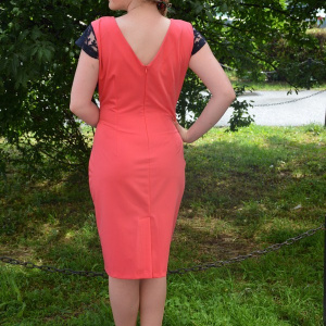 Rochie feminina de culoare corai cu dantela in partea de sus - Img 6