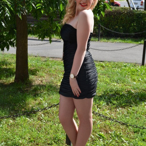 Rochie mulata pe silueta, de culoare neagra - Img 3