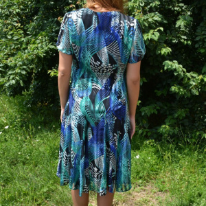 Rochie multicolora cu maneca scurta si fronsata la abdomen - Img 4