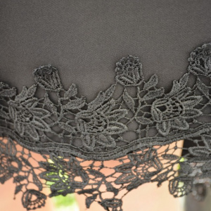 Rochie neagra casual-elegant cu design de curea si dantela - Img 7