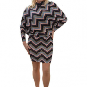 Rochie rafinata cu croiala fashion si design de dungi multicolore - Img 1