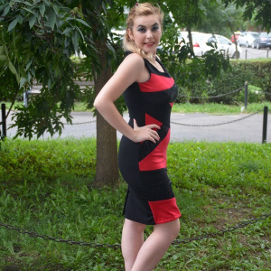 Rochie senzuala, rosu-negru si cu inserti de paiete negre - Img 4