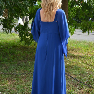Rochie superba de gala, pe un albastru regal, cu design modern - Img 5