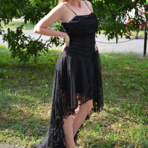 Rochie superba de ocazie, cu insertie de broderie neagra si trena - Img 4