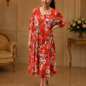 Rochie vaporoasa Nadina de zi,imprimeu floral,nuanta de rosu