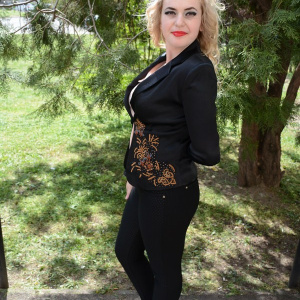Sacou elegant, material satinat, insertii din margele, negru - Img 3