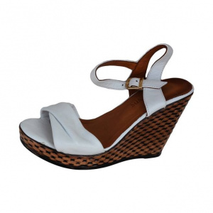 Sanda casual, de culoare alba, cu design fronsat in fata - Img 1