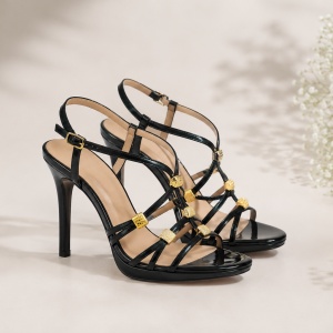 Sanda fashion, eleganta, curele subtiri negre cu insertii aurii