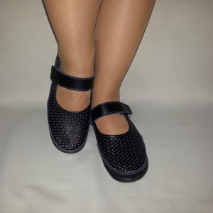 Balerin cu bareta, de culoare neagra, model cu perforatii simetrice - Img 3