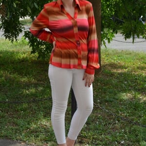 Bluza cazual, tip camasa, marimi mari, combinatie de maro cu rosu - Img 3