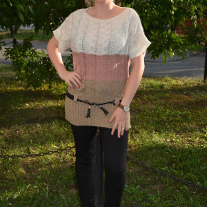 Bluza cu maneca scurta din tricot, design de dungi late, colorate - Img 2