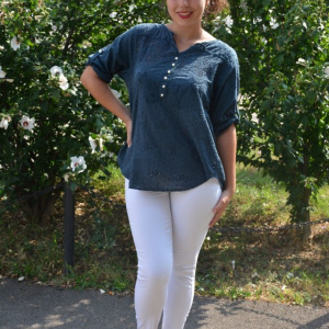 Bluza de vara tip camasa Jeniffer ,model cu broderie si paiete ,nuanta de bleumarin - Img 2