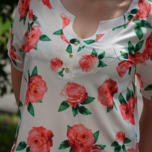 Bluza deosebita de primavara-vara, alba cu design floral corai - Img 5