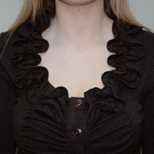 Bluza in nuanta de maro, material usor elasitc, nasturi - Img 4