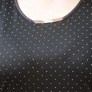 Bluza neagra cu model de buline argintii, iesite usor in relief - Img 4