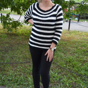 Bluza rafinata, de culoare alb-negru cu dungi late - Img 2