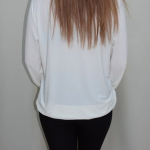 Bluza tinereasca, nuanta de bej, maneca lunga si design chic - Img 5