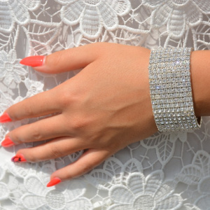 Bratara eleganta, cu constructie elastica, nuanta argintie cu cristale - Img 5