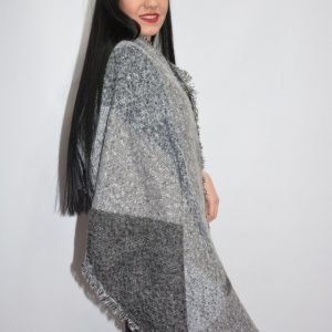 Esarfa chic moderna cu modele geometrice pe fond gri - Img 3