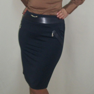 Fusta casual, de culoare bleumarin cu inserti din piele - Img 4