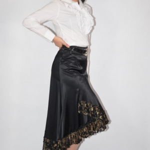 Fusta fashion, nuanta de negru, insertii de fir auriu jos - Img 3