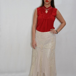 Fusta lunga, eleganta, de culoare bej, cu insertii de broderie - Img 3