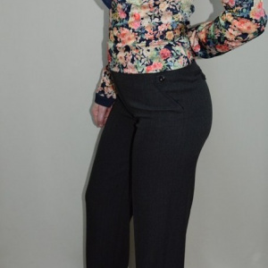 Pantalon lung, model clasic, cu insertii de cusaturi, de culoare gri - Img 4